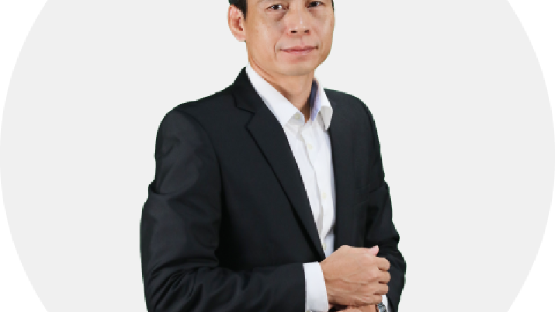 Đội ngũ lãnh đạo