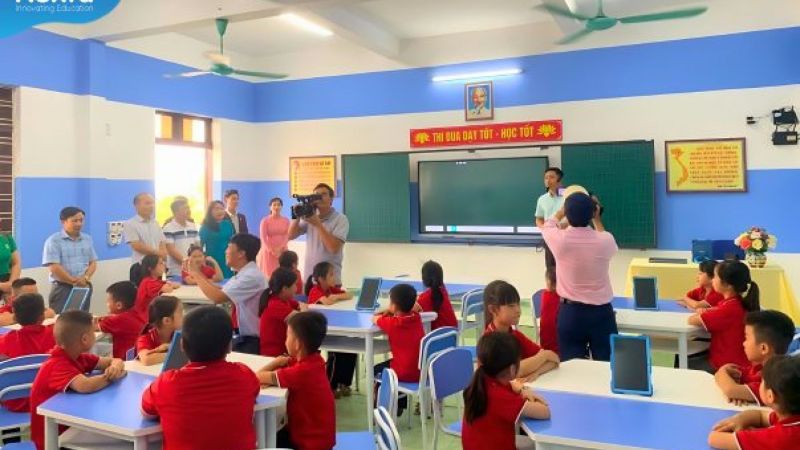 Công nghệ giáo dục