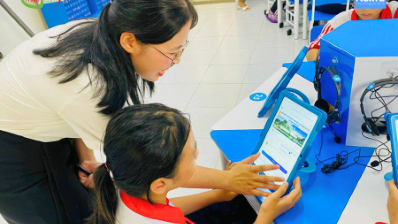 Công nghệ giáo dục